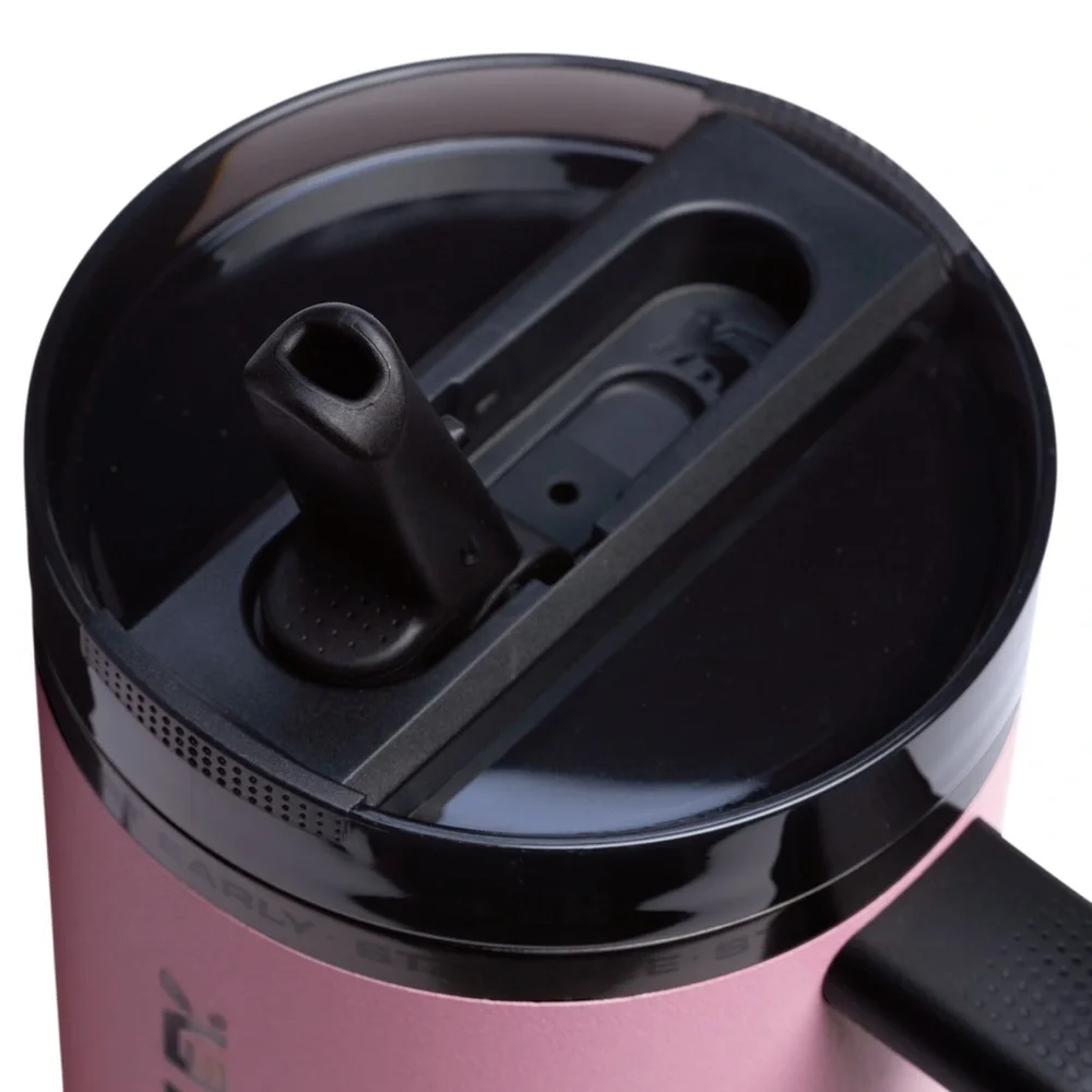 ✨🎀Stanley × Messi Flip-Straw Quencher Pro Tour “GOAT” LIMITED EDITION 🎀✨ - Picture 4 of 8